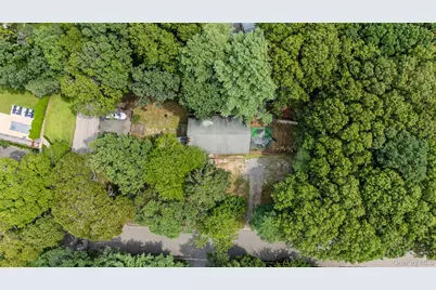 142 Fish Cove Road, Southampton, NY 11968 - Photo 37