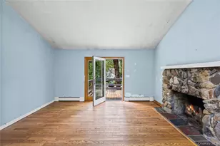 142 Fish Cove Rd, Southampton, NY 11968 - Photo 11
