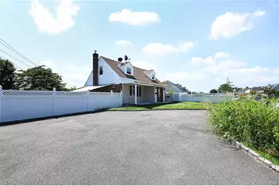 1 Douglas Drive, East Meadow, NY 11554 - Photo 3