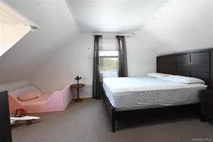 1 Douglas Dr, East Meadow, NY 11554 - Photo 15