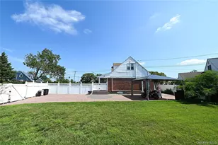 1 Douglas Dr, East Meadow, NY 11554 - Photo 21
