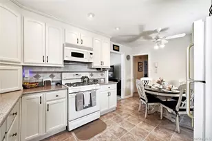 1377 C St, Elmont, NY 11003 - Photo 7