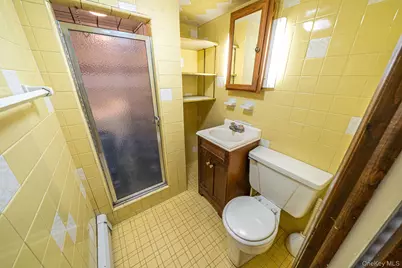 2384 Cambridge Street, East Meadow, NY 11554 - Photo 27