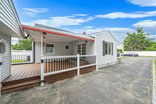 2384 Cambridge St, East Meadow, NY 11554 - Photo 35