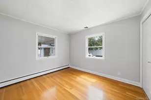 2384 Cambridge St, East Meadow, NY 11554 - Photo 15