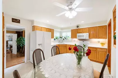 172 Lawrence Road, Kings Park, NY 11754 - Photo 17