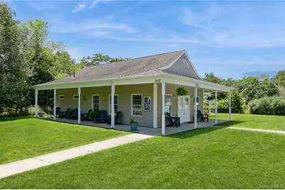 1235 Calebs Way #G25, Greenport, NY 11944 - Photo 11