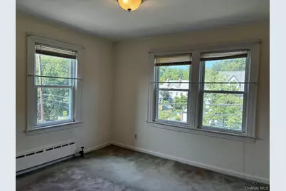 4634 Iris Lane, Great Neck, NY 11020 - Photo 17