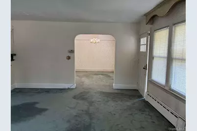 4634 Iris Lane, Great Neck, NY 11020 - Photo 15
