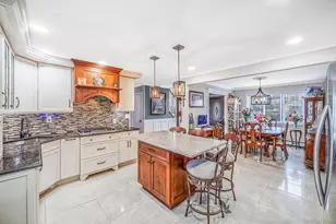 41 Chelsea Pl, Deer Park, NY 11729 - Photo 5