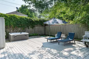 22 Crescent Ave, Seaview, NY 11770 - Photo 19