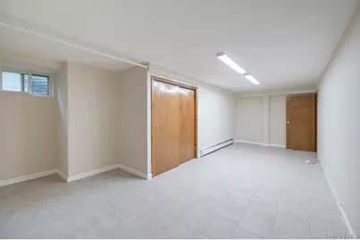 791 Cornwell Avenue, Malverne, NY 11565 - Photo 25