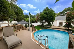 791 Cornwell Ave, Malverne, NY 11565 - Photo 33