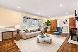 791 Cornwell Ave, Malverne, NY 11565 - Photo 9