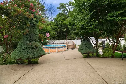 791 Cornwell Avenue, Malverne, NY 11565 - Photo 31