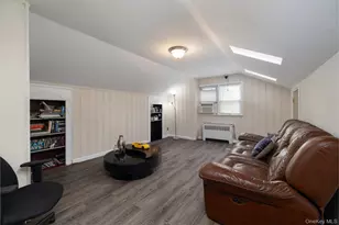 791 Cornwell Ave, Malverne, NY 11565 - Photo 23