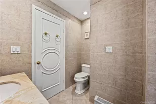 1265 Hollywood Ave, Bronx, NY 10461 - Photo 31