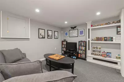 2606 7th Avenue, East Meadow, NY 11554 - Photo 23