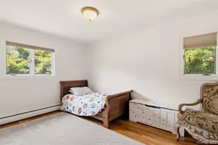 7 Laurie Pl, Glen Cove, NY 11542 - Photo 19