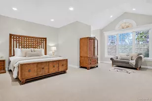 63 Charney Ct, Manhasset, NY 11030 - Photo 13