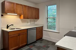 35 Prospect St, Claverack, NY 12565 - Photo 5
