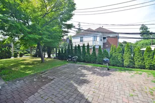 25 Old Mill Rd, Great Neck, NY 11023 - Photo 33