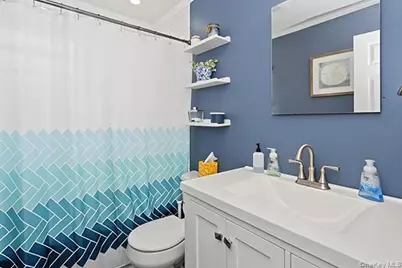 208 N Walnut Street, Massapequa, NY 11758 - Photo 15