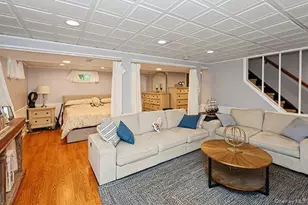 208 N Walnut St, Massapequa, NY 11758 - Photo 17