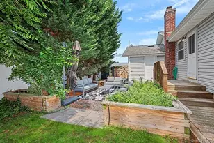 208 N Walnut St, Massapequa, NY 11758 - Photo 25