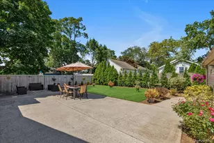 529 Grant Ave, West Hempstead, NY 11552 - Photo 17