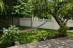 6 Chalden Ct, Huntington Station, NY 11746 - Photo 11