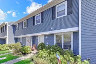 100 Baker Ct, Island Park, NY 11558 - Photo 5