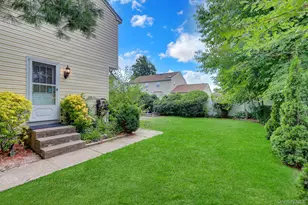 1453 7th St, West Babylon, NY 11704 - Photo 5