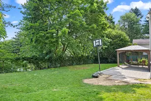 21 Joyce Rd, Hartsdale, NY 10530 - Photo 23
