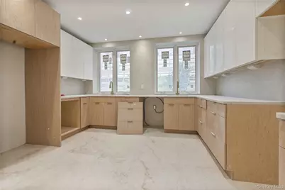 178 Throop Avenue #B802, Brooklyn, NY 11206 - Photo 19