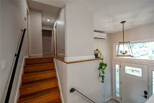 9 Carole Ln, East Islip, NY 11730 - Photo 19