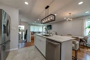 9 Carole Ln, East Islip, NY 11730 - Photo 13