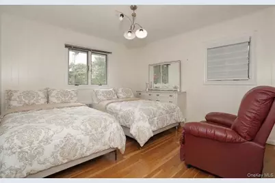 10 Briarcliff Drive, Monsey, NY 10952 - Photo 13