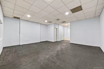 76-14 Rockaway Boulevard, Woodhaven, NY 11421 - Photo 7