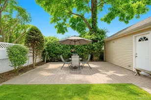 139 N 11th St, New Hyde Park, NY 11040 - Photo 33