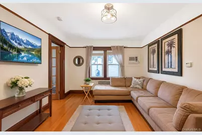 139 N 11th Street, New Hyde Park, NY 11040 - Photo 7
