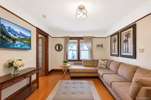 139 N 11th St, New Hyde Park, NY 11040 - Photo 7