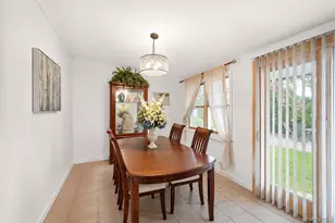 139 N 11th St, New Hyde Park, NY 11040 - Photo 11