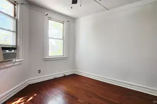 64-31 Admiral Ave, Middle Village, NY 11379 - Photo 9