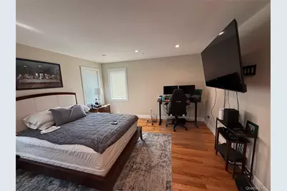 648 E Broadway, Long Beach, NY 11561 - Photo 9