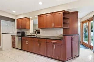 276 Mt Pleasant Rd, Hauppauge, NY 11788 - Photo 7