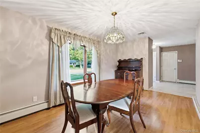 276 Mount Pleasant Road, Hauppauge, NY 11788 - Photo 13