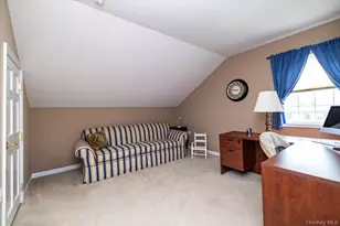 196 Pond View Dr, Port Washington, NY 11050 - Photo 19