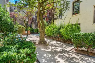 21-05 33rd St, Astoria, NY 11105 - Photo 11