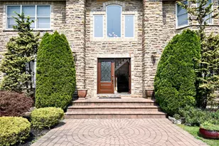 5 Home Ct, Huntington, NY 11743 - Photo 7